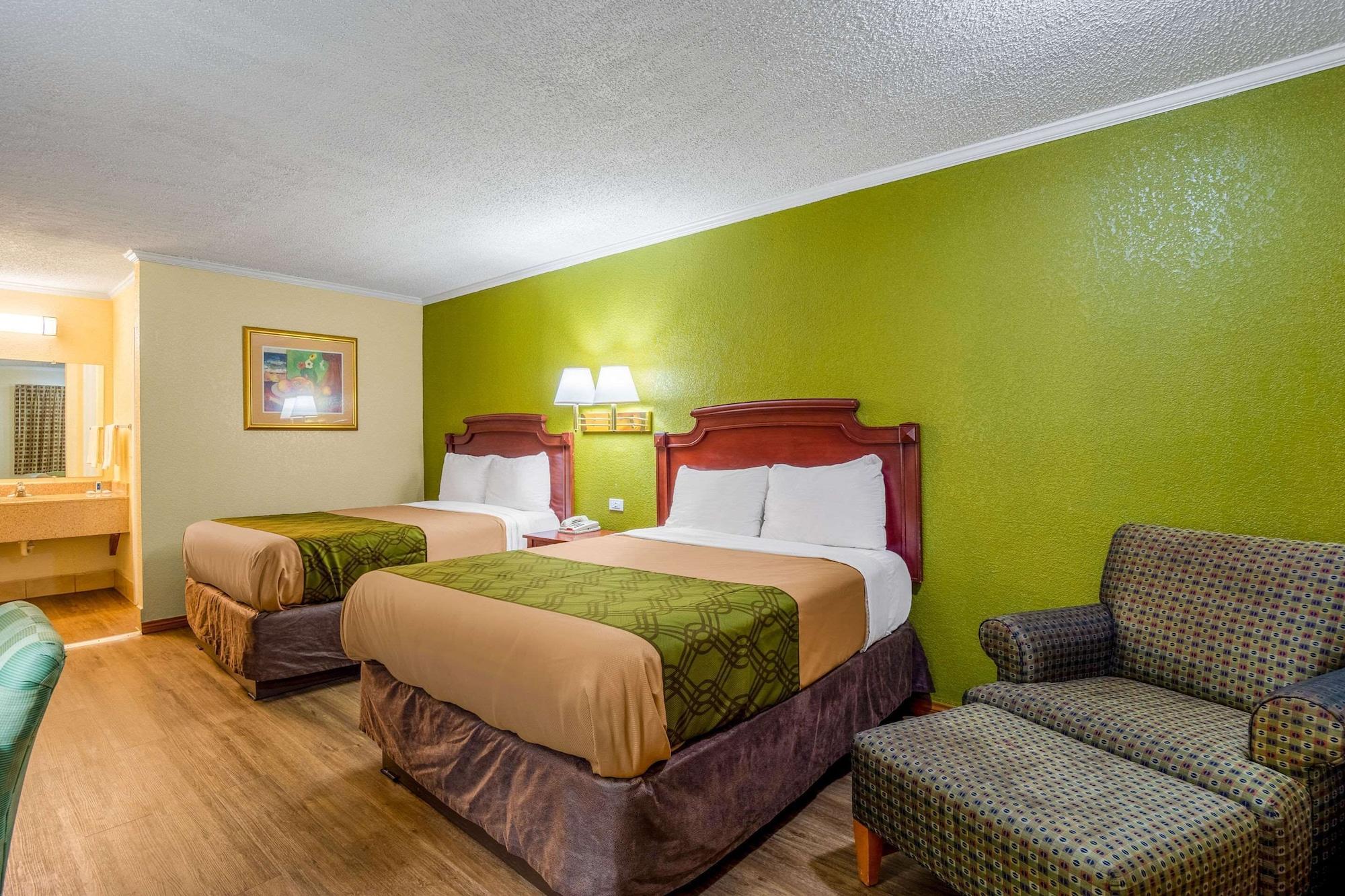 Rodeway Inn & Suites Fort Jackson Κολούμπια Εξωτερικό φωτογραφία