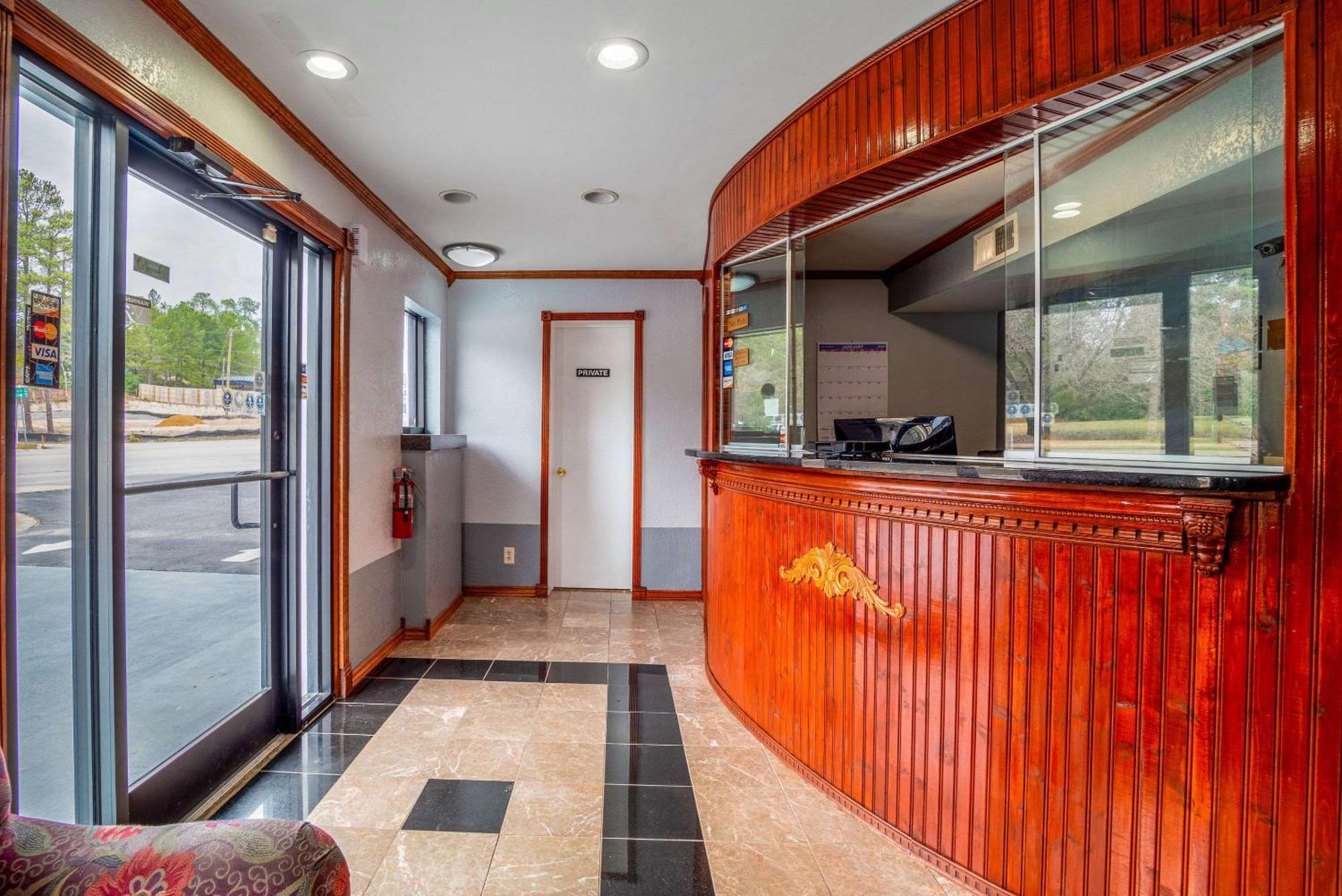 Rodeway Inn & Suites Fort Jackson Κολούμπια Εξωτερικό φωτογραφία