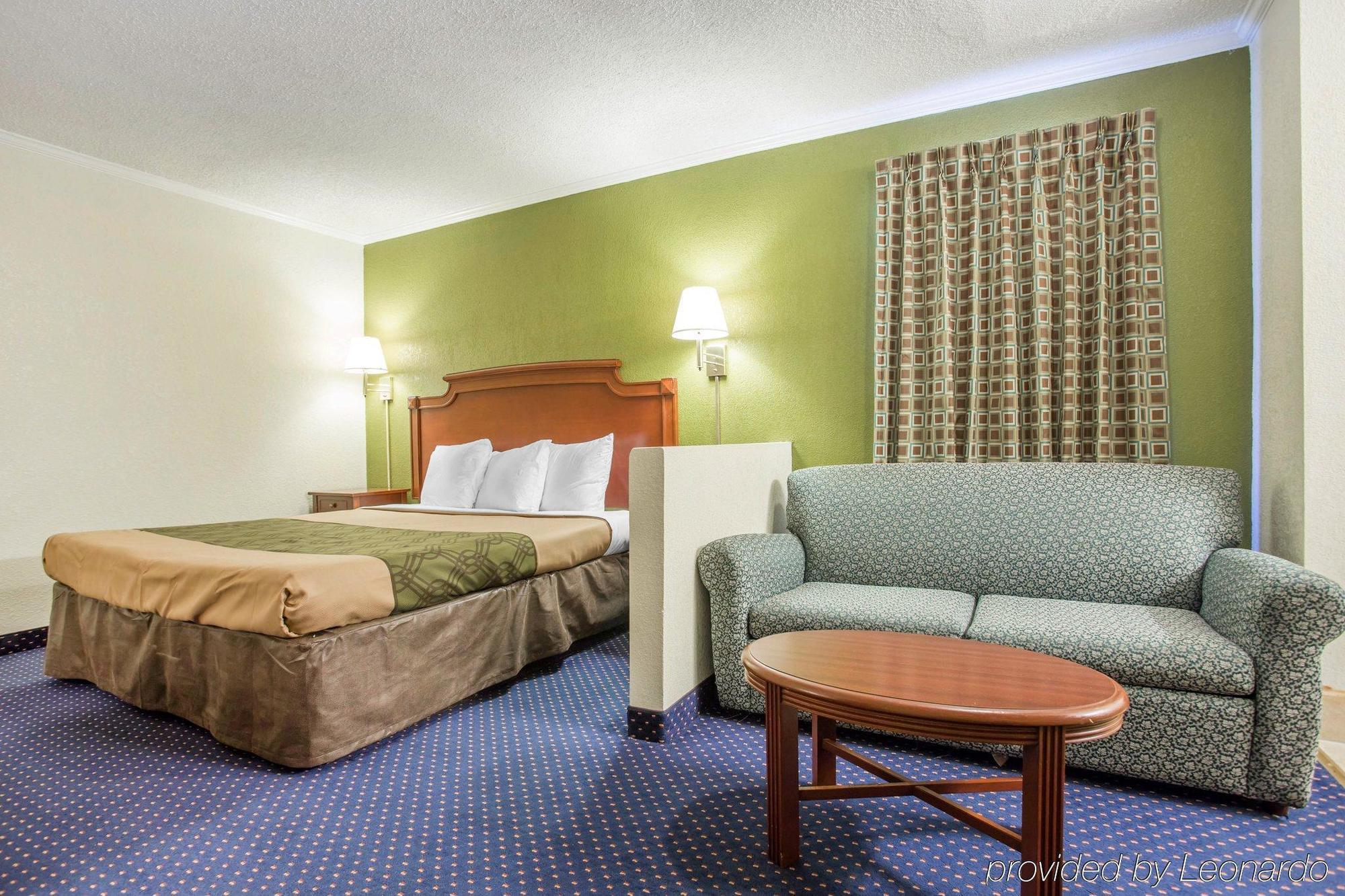 Rodeway Inn & Suites Fort Jackson Κολούμπια Εξωτερικό φωτογραφία
