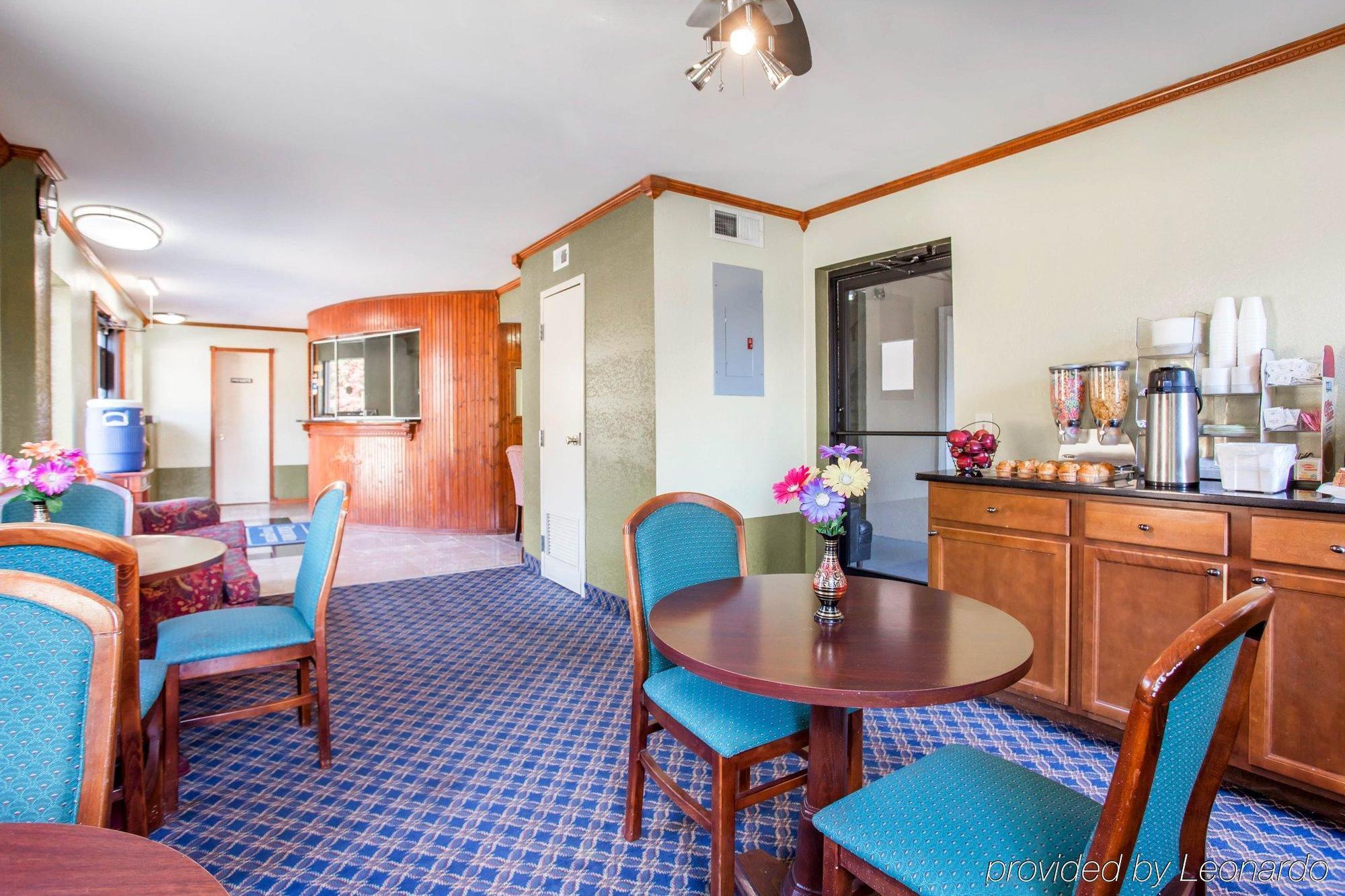 Rodeway Inn & Suites Fort Jackson Κολούμπια Εξωτερικό φωτογραφία